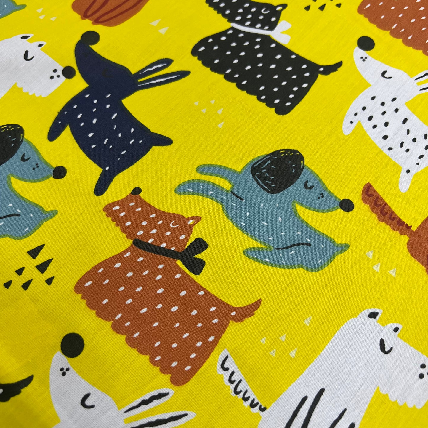 100% Organic Cotton Poplin Fabric (45 Inches) - Yellow Dogs Animals Puppies Pets Per Metre