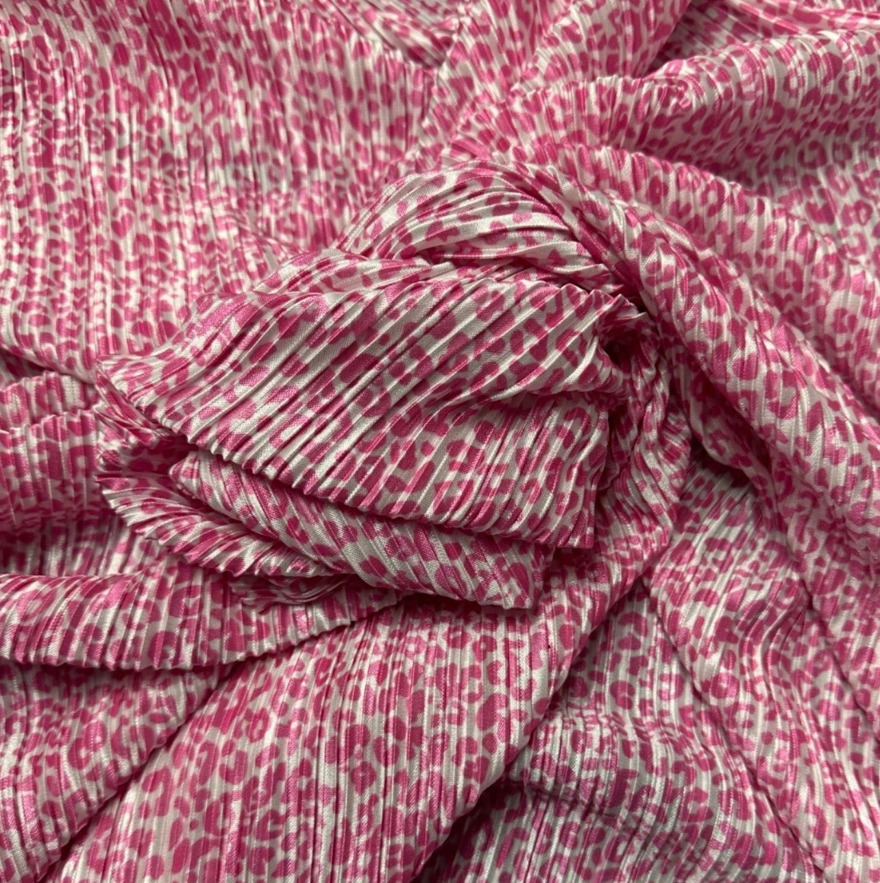 3 Metres Plisse Pleated Crinkle Soft Satin Stretch Fabric (58 Inches) - Animal White Pink Leopard