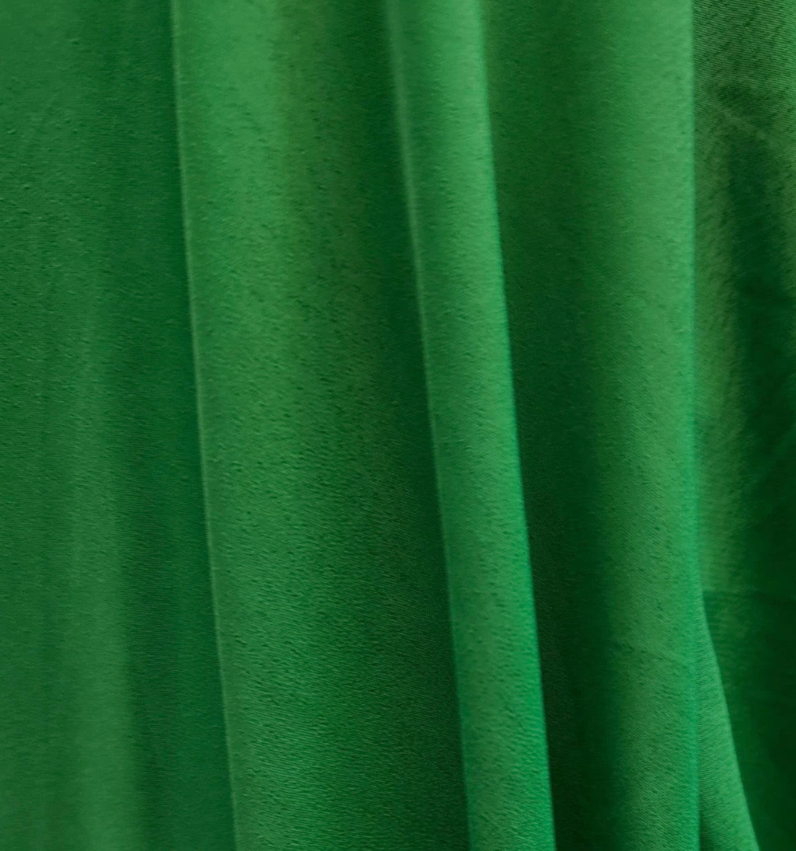 3 Metres Woven Crepe De Chine Fabric (58 Inches) - Plain Green