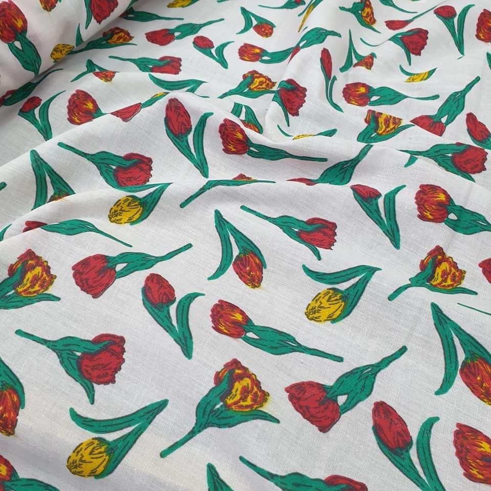 Poly Cotton Floral Fabric (45 Inches) - Per Metre